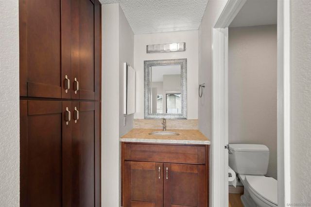 4064 Mahaila Ave C, San Diego, CA 92122