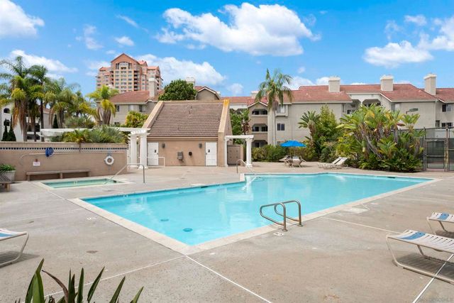 4064 Mahaila Ave C, San Diego, CA 92122