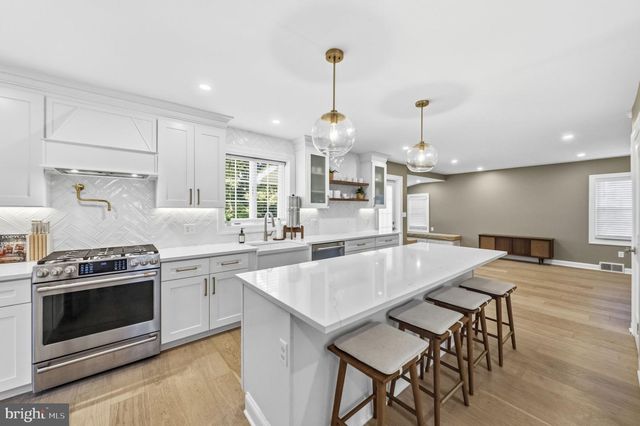 151 GEDNEY RD, Lawrenceville, NJ 08648