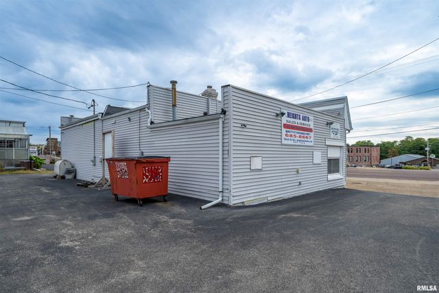 4405 N PROSPECT Road, Peoria Heights, IL 61616