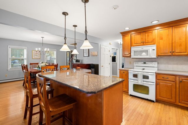 300 Forest St, Raynham, MA 02767