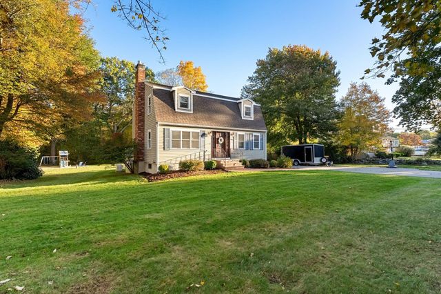 300 Forest St, Raynham, MA 02767