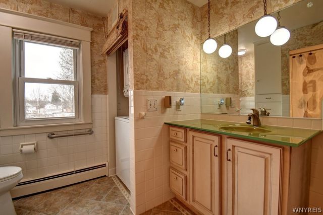 34 Park Place, Aurora, NY 14052