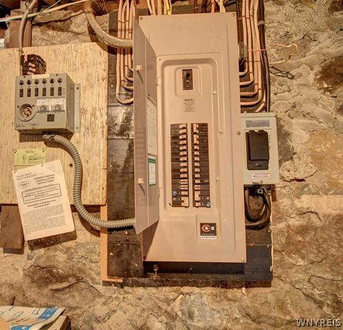 34 Park Place, Aurora, NY 14052