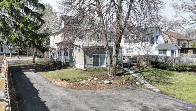 34 Park Place, Aurora, NY 14052