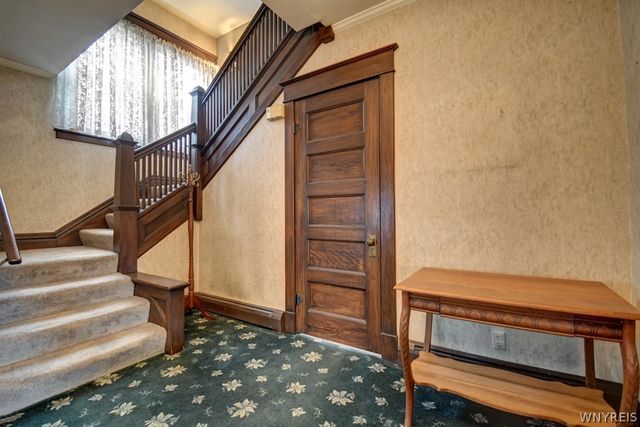 34 Park Place, Aurora, NY 14052