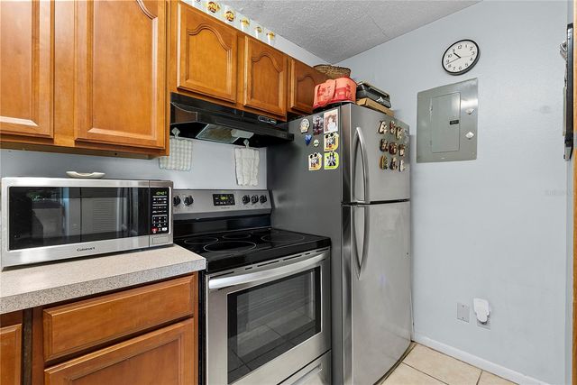 8217 SUN SPRING CIRCLE 72, Orlando, FL 32825