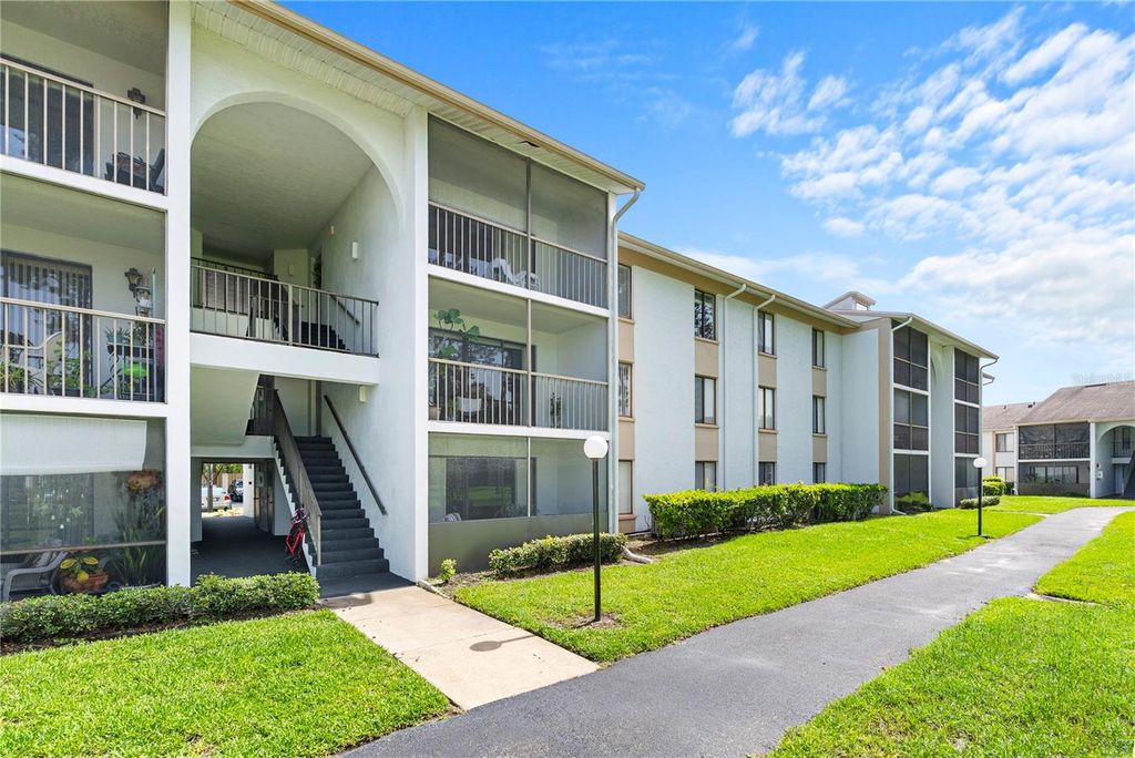 8217 SUN SPRING CIRCLE 72, Orlando, FL 32825