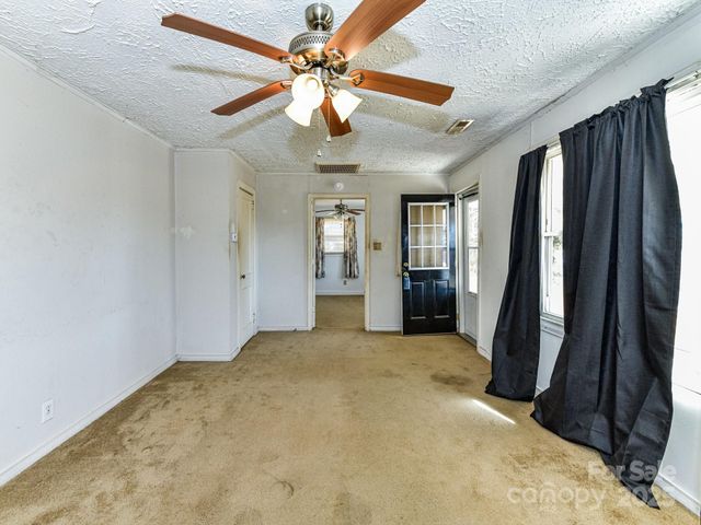 2609 Linda Avenue, Kannapolis, NC 28083