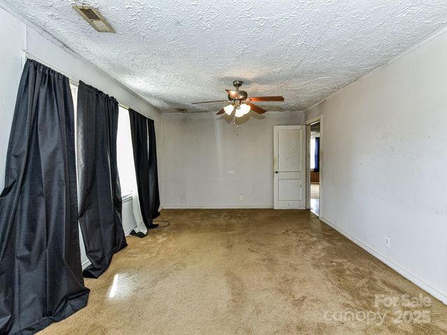 2609 Linda Avenue, Kannapolis, NC 28083