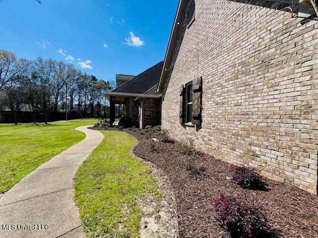 210 White Street, Florence, MS 39073