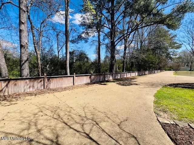 210 White Street, Florence, MS 39073