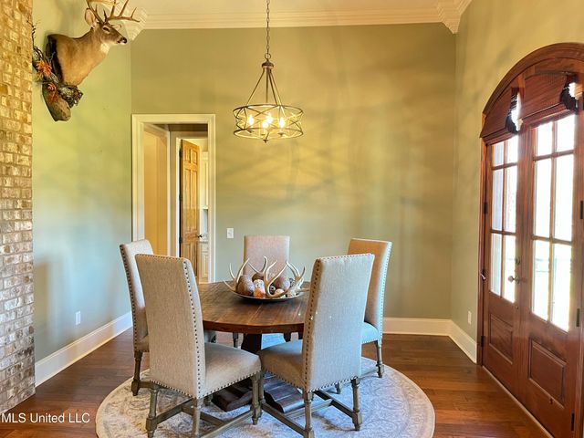 210 White Street, Florence, MS 39073