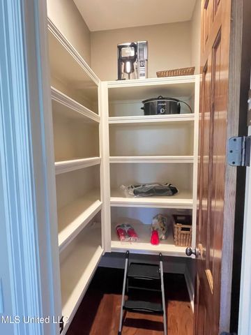 210 White Street, Florence, MS 39073