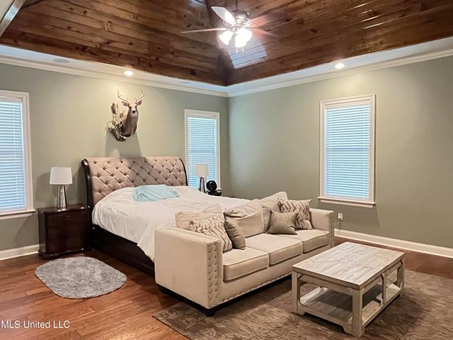 210 White Street, Florence, MS 39073