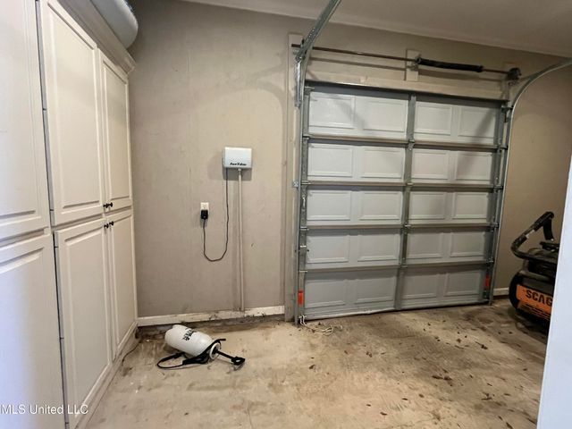 210 White Street, Florence, MS 39073