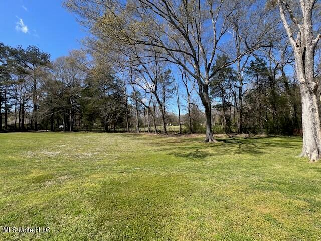 210 White Street, Florence, MS 39073