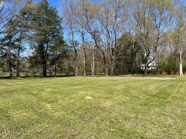 210 White Street, Florence, MS 39073