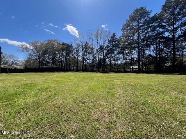 210 White Street, Florence, MS 39073