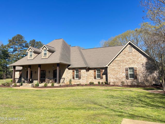 210 White Street, Florence, MS 39073