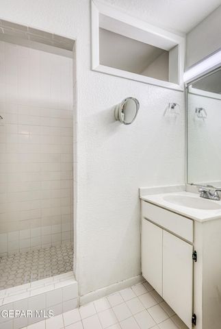 3504 VOLCANIC Avenue, El Paso, TX 79904