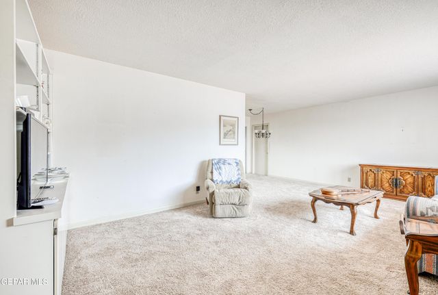 3504 VOLCANIC Avenue, El Paso, TX 79904