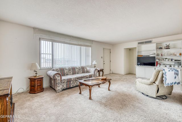 3504 VOLCANIC Avenue, El Paso, TX 79904