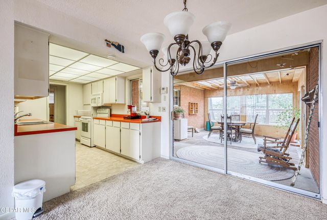 3504 VOLCANIC Avenue, El Paso, TX 79904