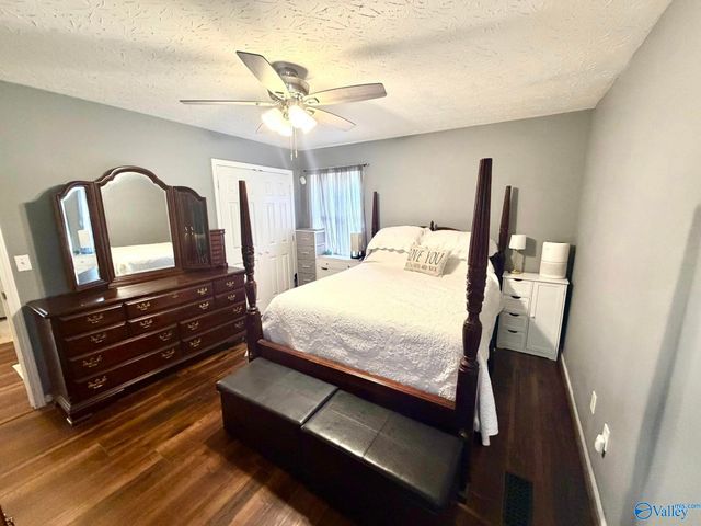 312 Greenwood Avenue, Boaz, AL 35957