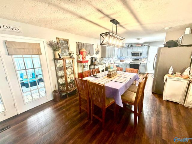 312 Greenwood Avenue, Boaz, AL 35957