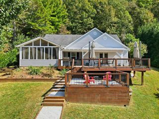 201 Talona Lake Terrace, Ellijay, GA 30536