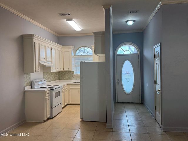 5026 Womack Drive, Byram, MS 39272