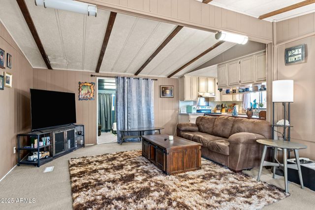 22655 W HENDERSON Street, Congress, AZ 85332