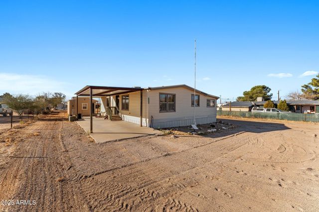 22655 W HENDERSON Street, Congress, AZ 85332