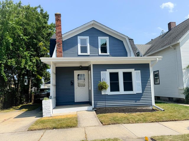 1921 Case AVENUE, Racine, WI 53403