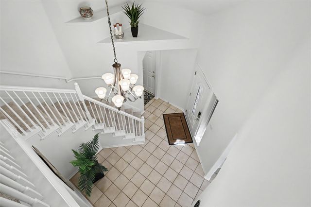 41 Muirfield Greens LN, Lakeway, TX 78738