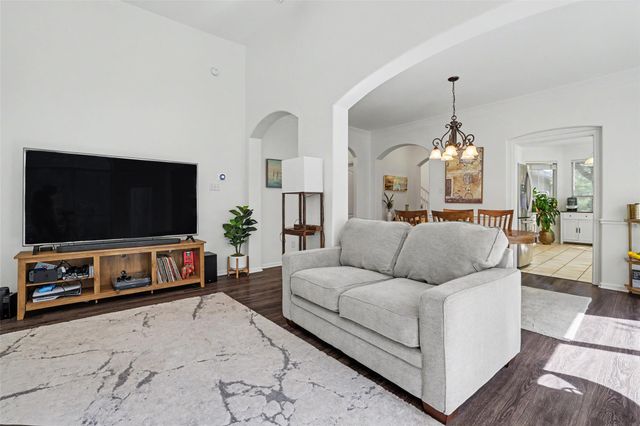 41 Muirfield Greens LN, Lakeway, TX 78738