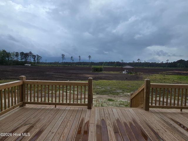 579 Stokestown Road, Wallace, NC 28466