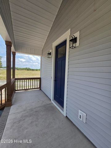 579 Stokestown Road, Wallace, NC 28466