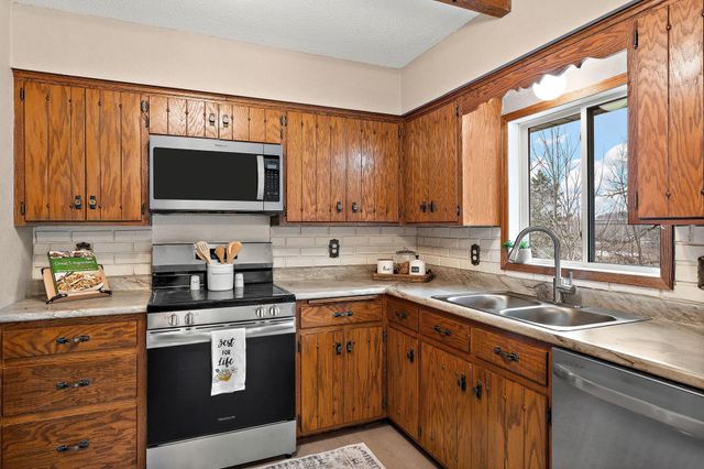 6830 SE 36th Street, Rockford, MN 55373