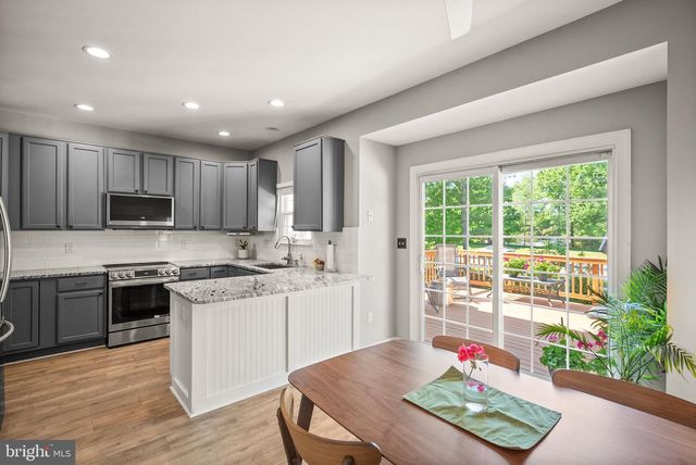 21740 KINGS CROSSING TER, Ashburn, VA 20147