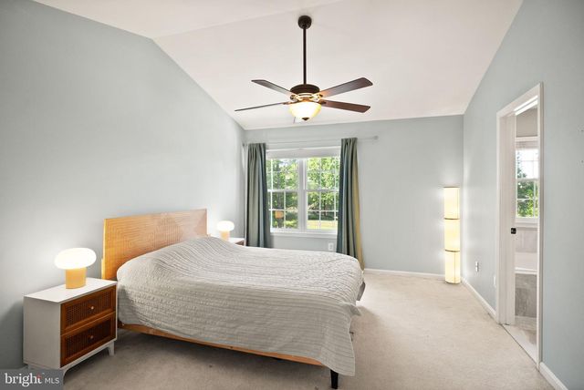 21740 KINGS CROSSING TER, Ashburn, VA 20147
