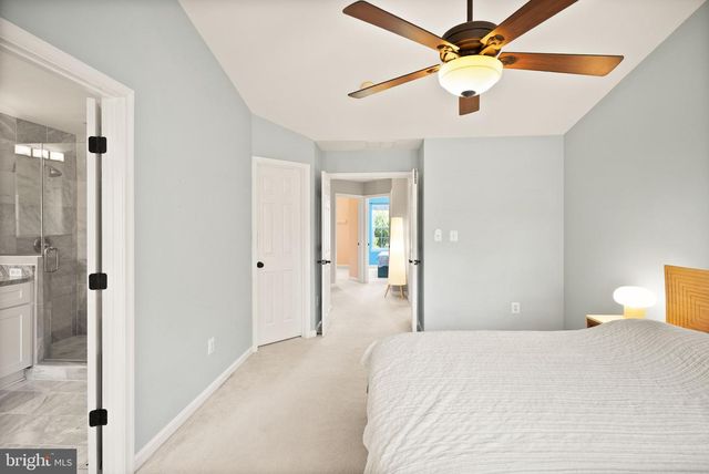 21740 KINGS CROSSING TER, Ashburn, VA 20147