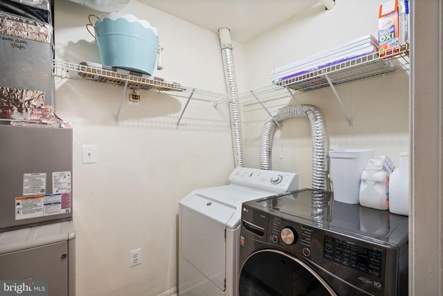 21740 KINGS CROSSING TER, Ashburn, VA 20147