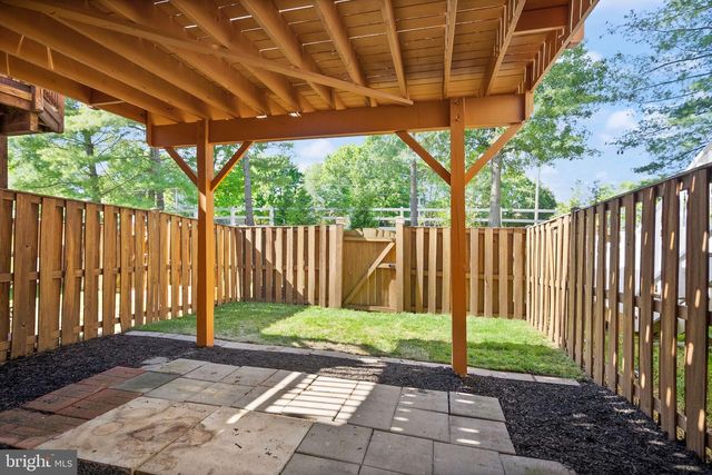 21740 KINGS CROSSING TER, Ashburn, VA 20147