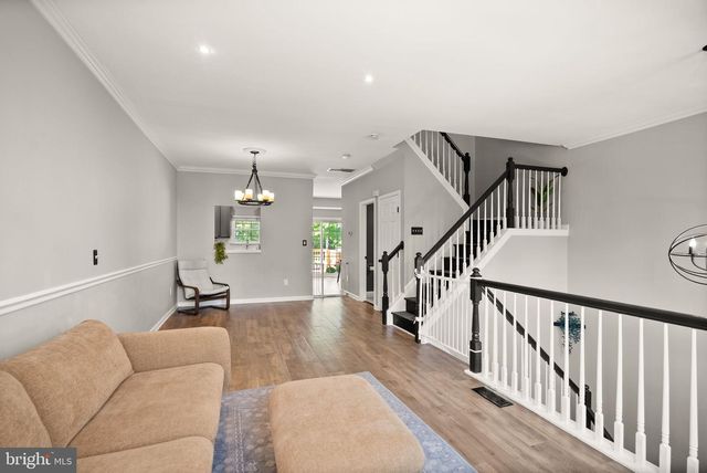 21740 KINGS CROSSING TER, Ashburn, VA 20147