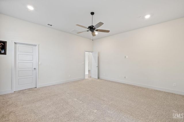 9223 Manor Forest Lane, Shafter, CA 93263