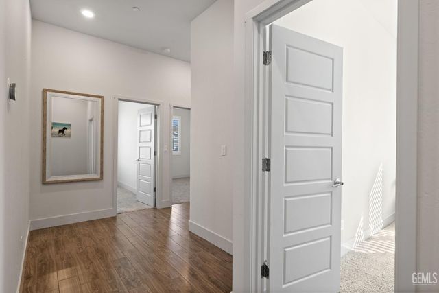 9223 Manor Forest Lane, Shafter, CA 93263