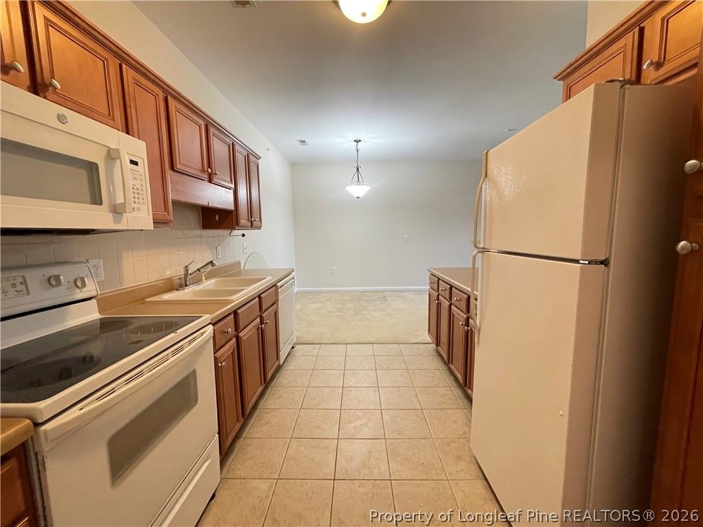 635-306 Marshtree Lane, Fayetteville, NC 28314 — photo 8