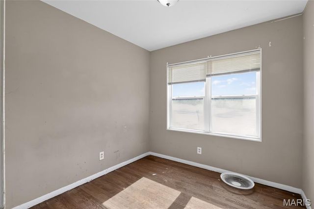 9925 Glen Owen Drive, St Louis, MO 63136